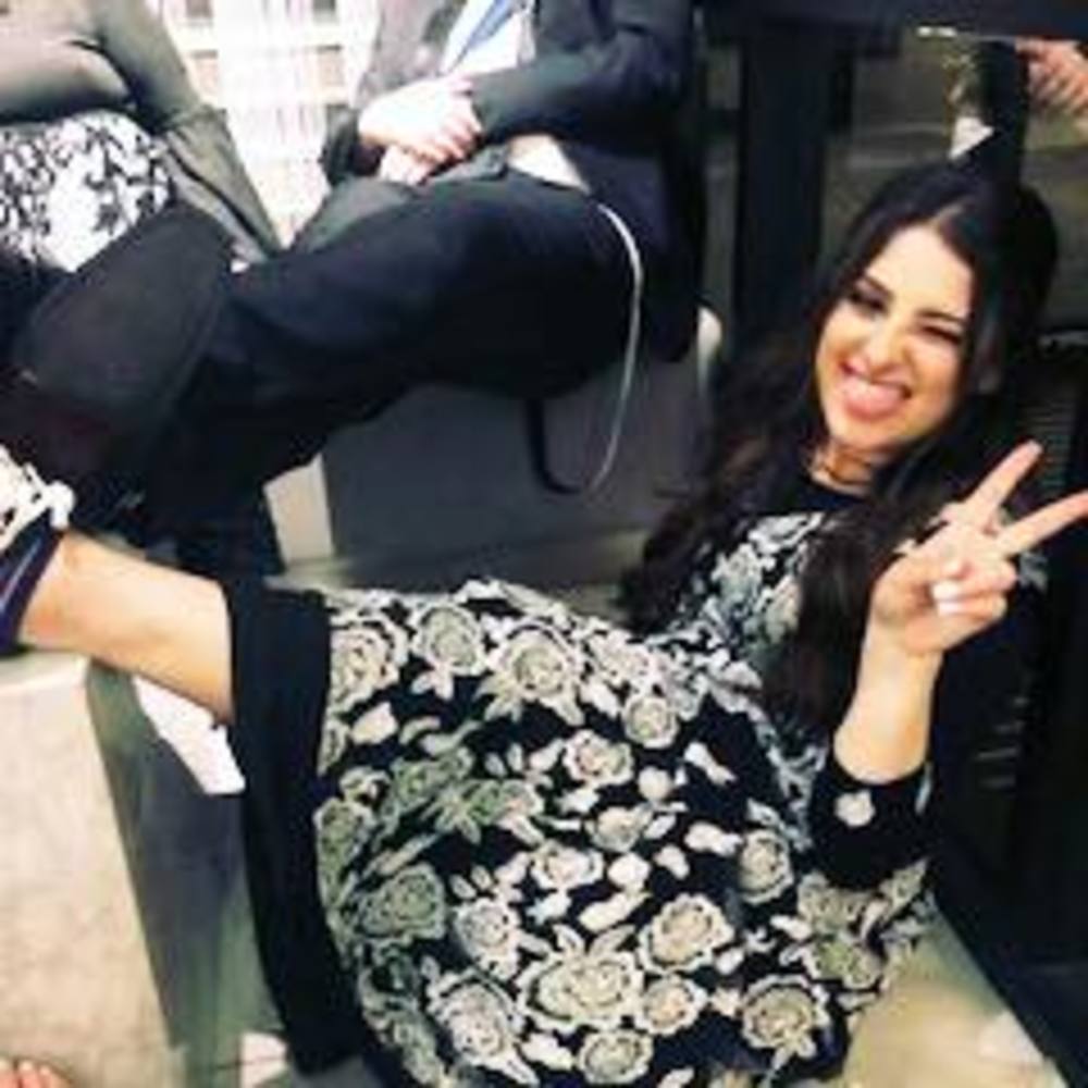 Meet your Posher, Orlee